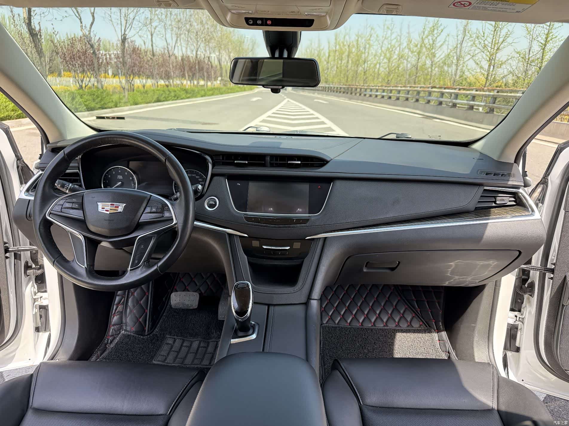 Cadillac XT5, 2019 все фото