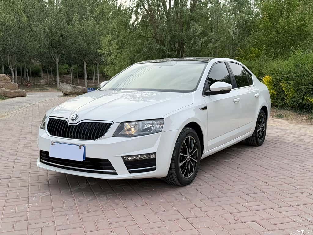 Skoda Octavia, 2016 1