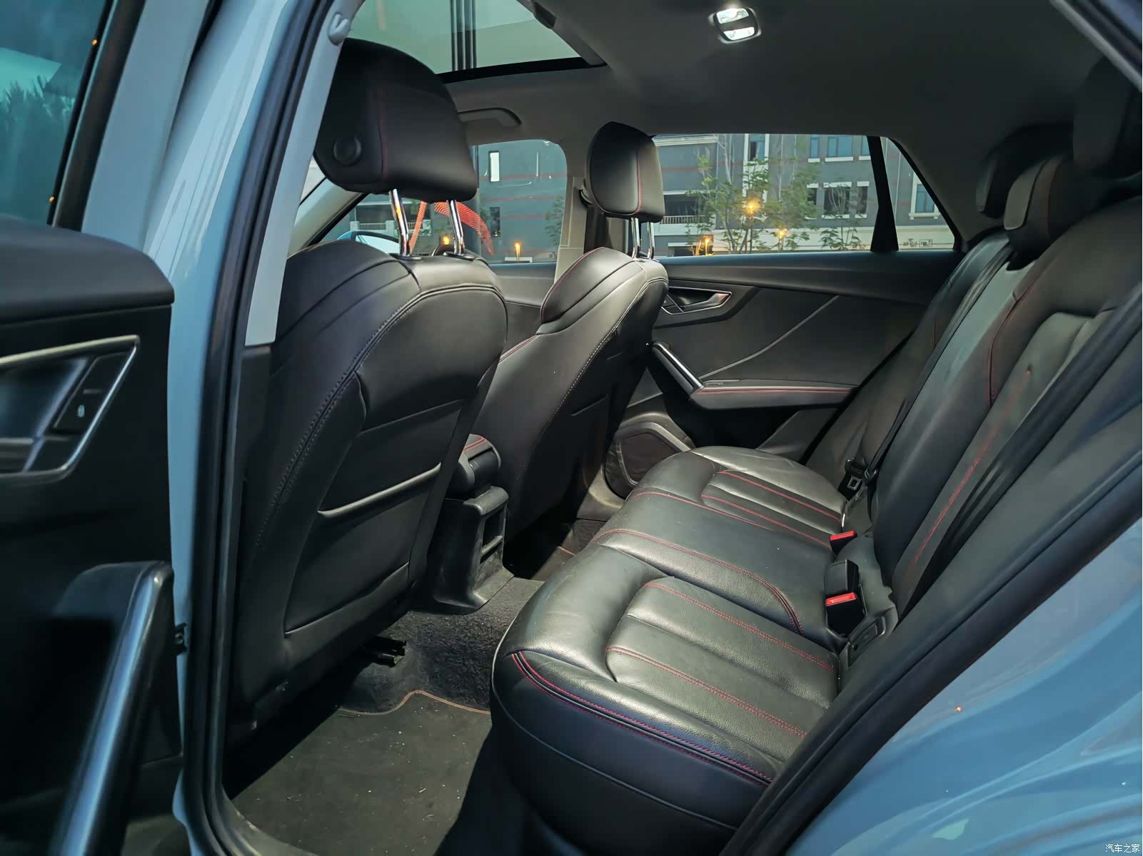 Audi Q2L, 2022 6