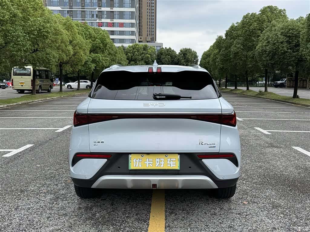 BYD Yuan, 2025 все фото