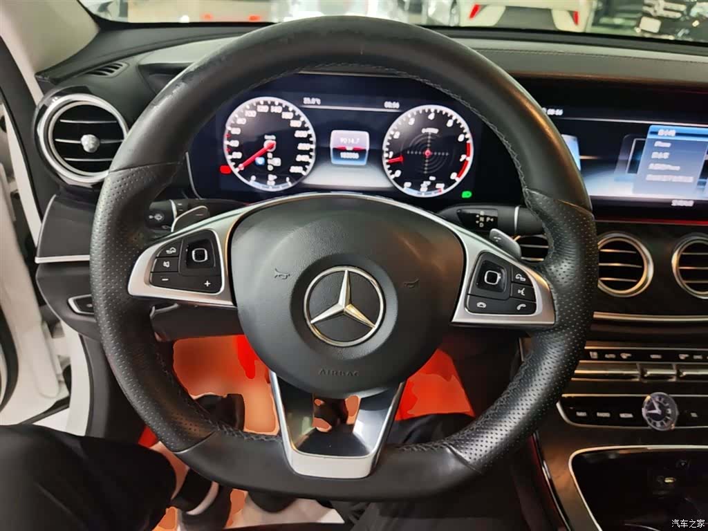 Mercedes-Benz E-Class, 2018 11