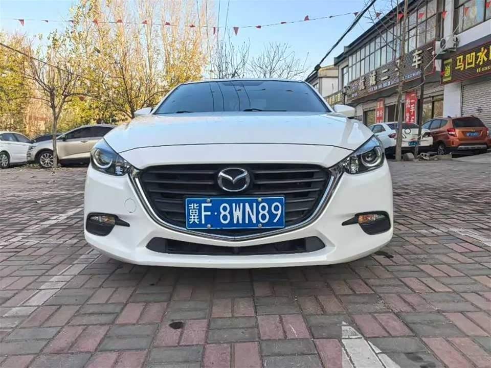 Mazda 3 Angkesaila