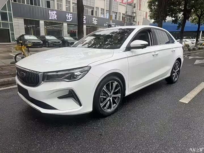 Geely Emgrand, 2021 1