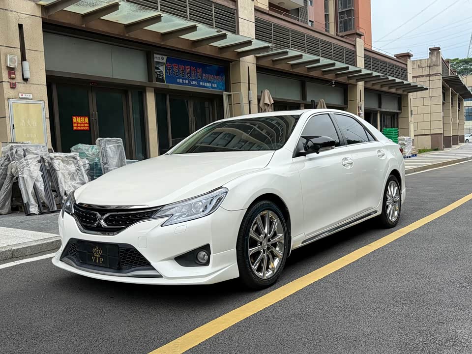 Toyota Reiz Toyota Reiz