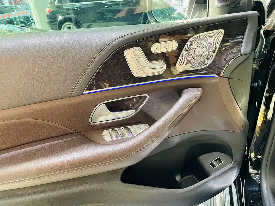 Mercedes-Benz GLS Mercedes-Benz GLS