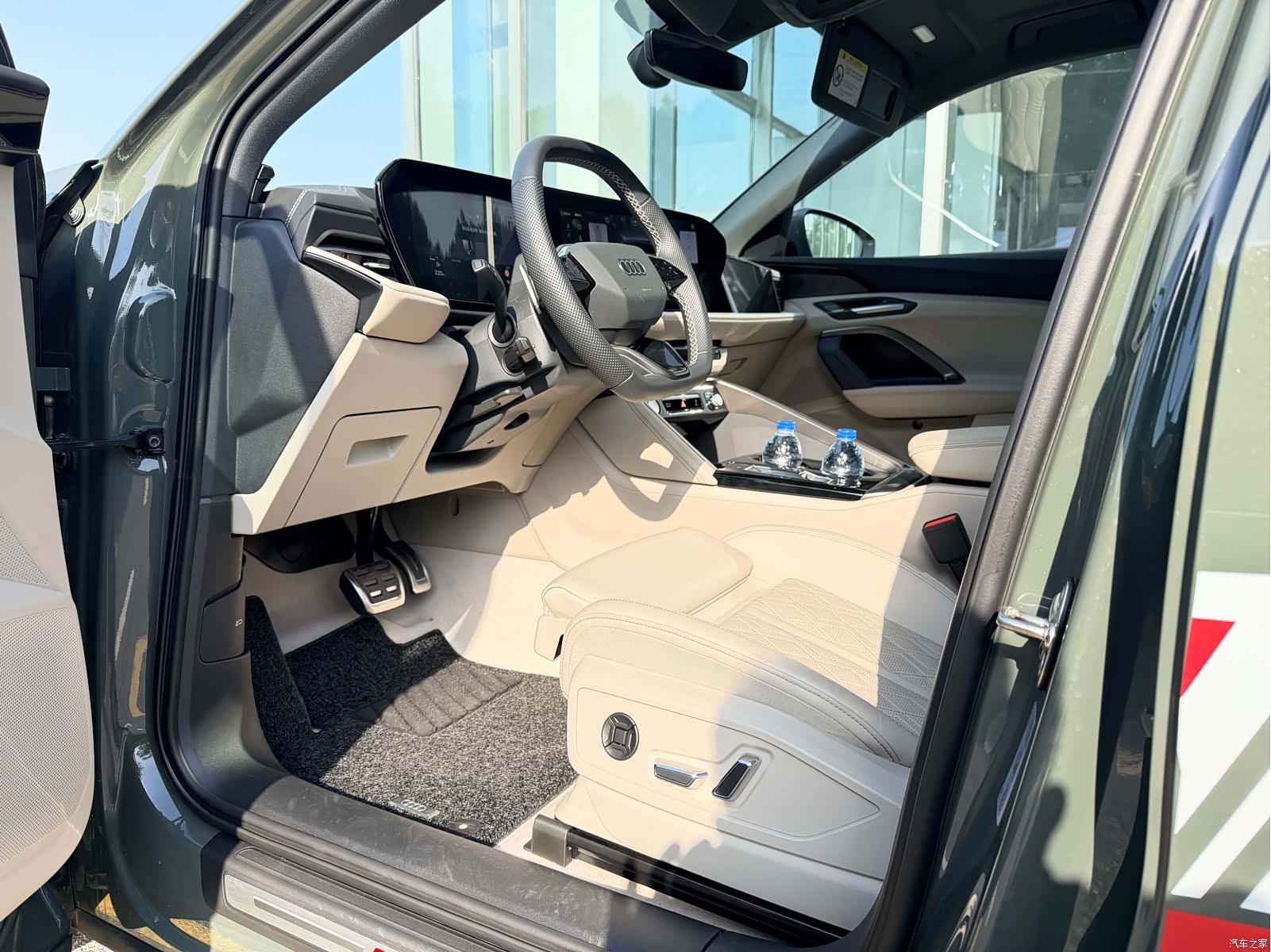 Audi Q5L, 2026 8