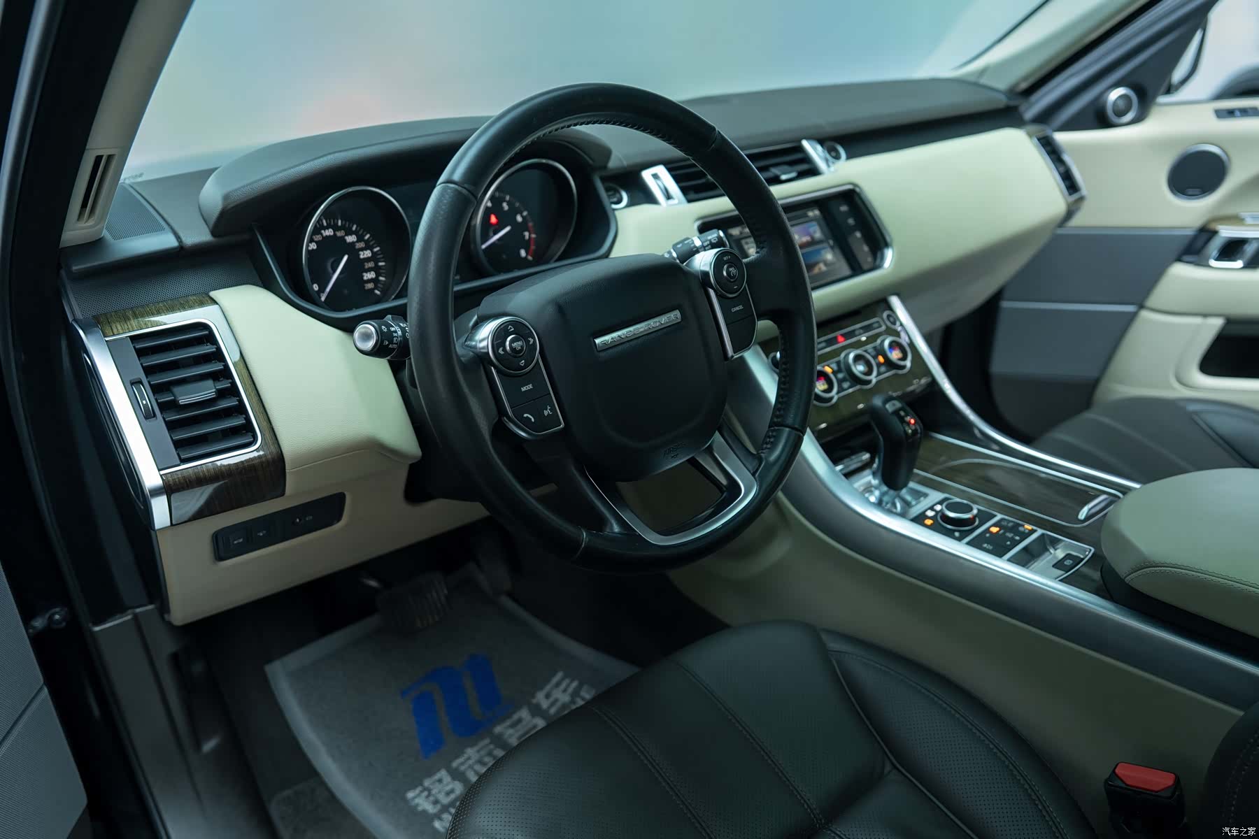 Land Rover Range Rover, 2016 9