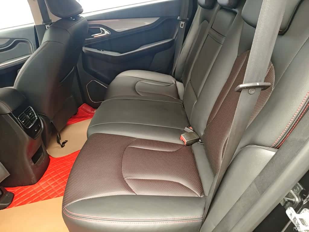 Wuling 560, 2016 17