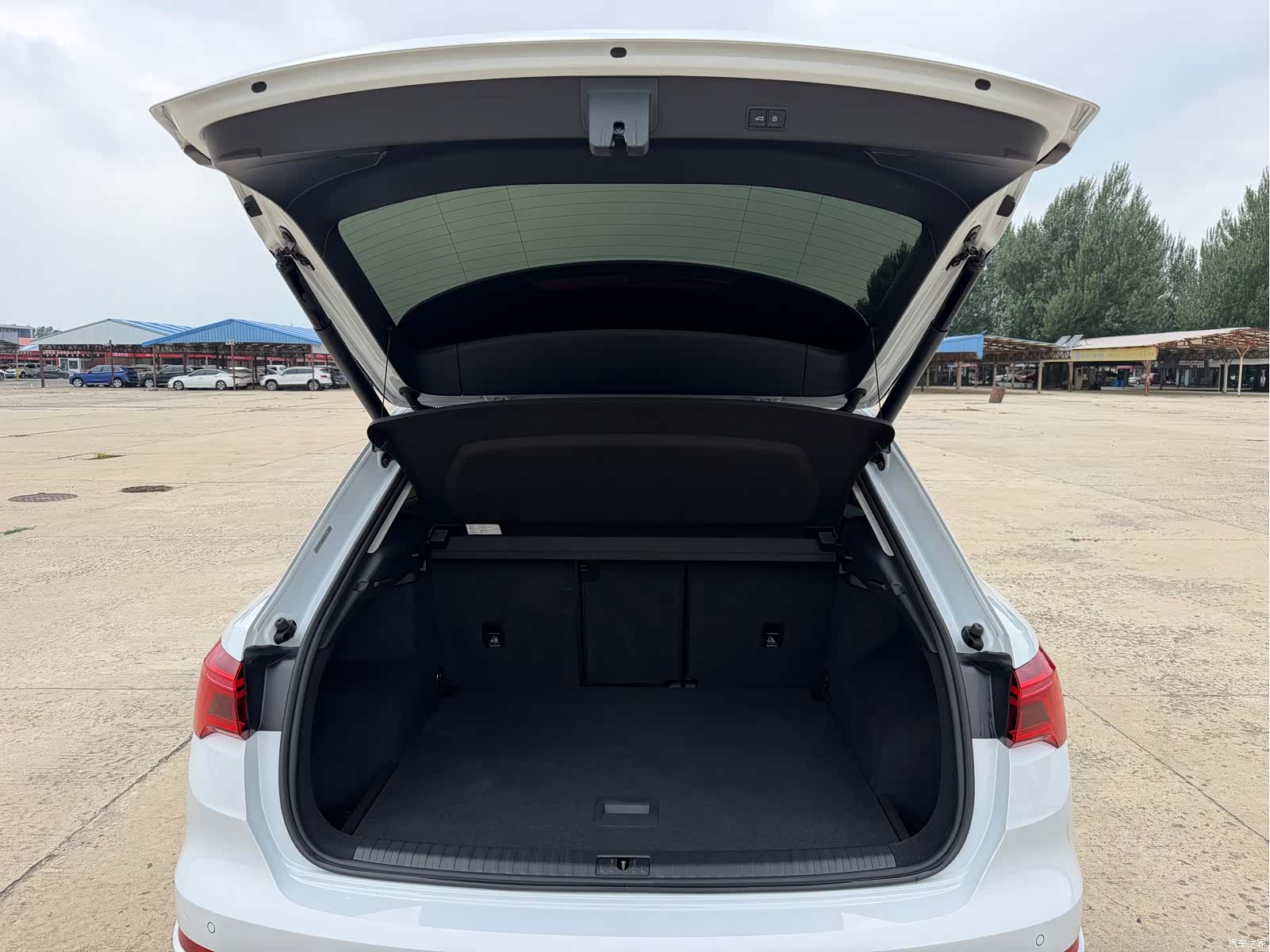 Audi Q3, 2022 16