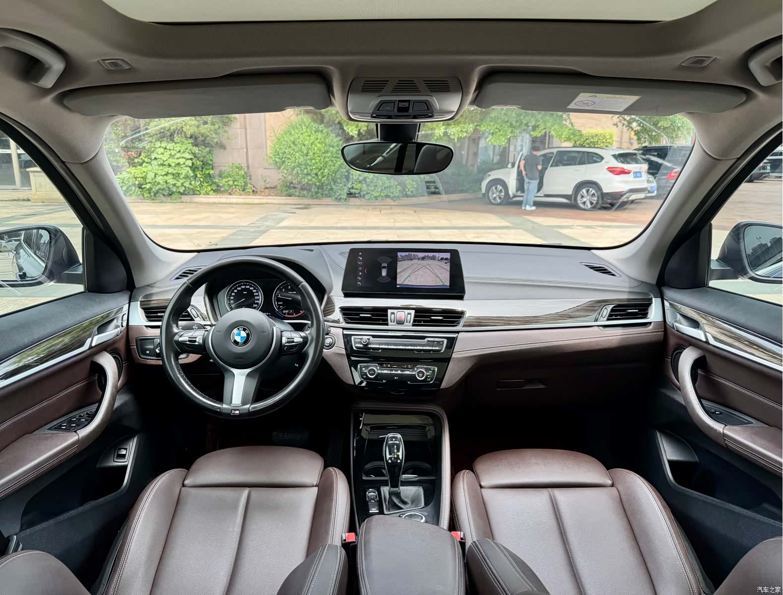 BMW X1, 2019 все фото