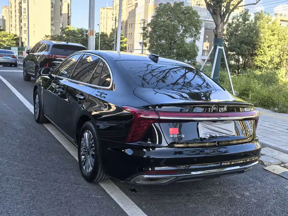 Hongqi H5