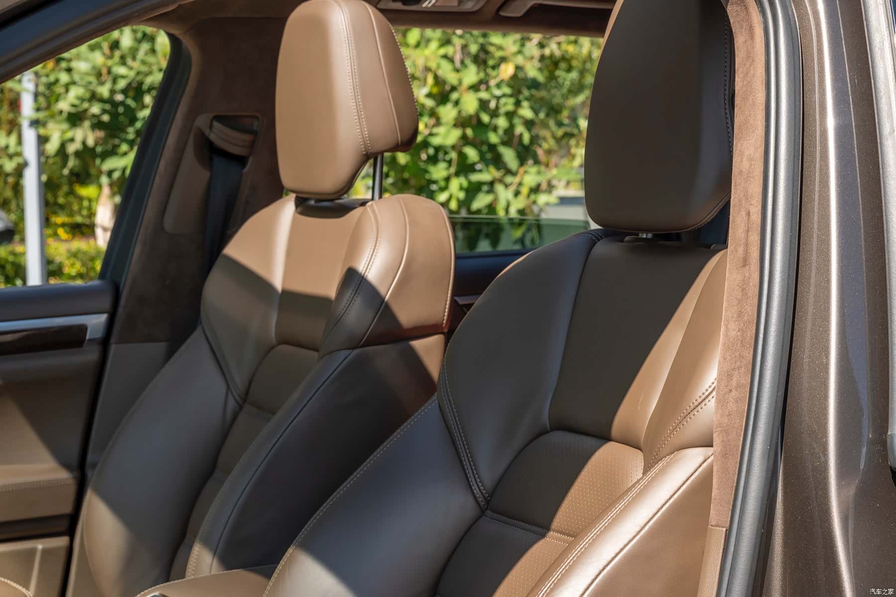 Porsche Cayenne, 2013 16