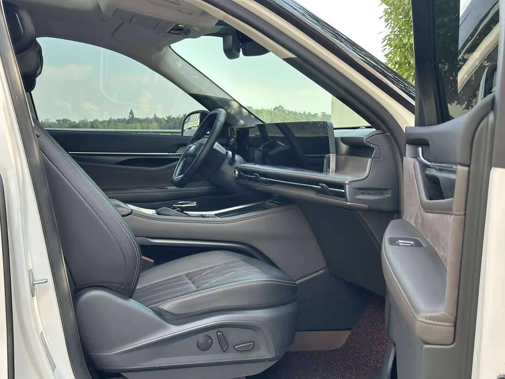 Ford Edge L, 2024 10