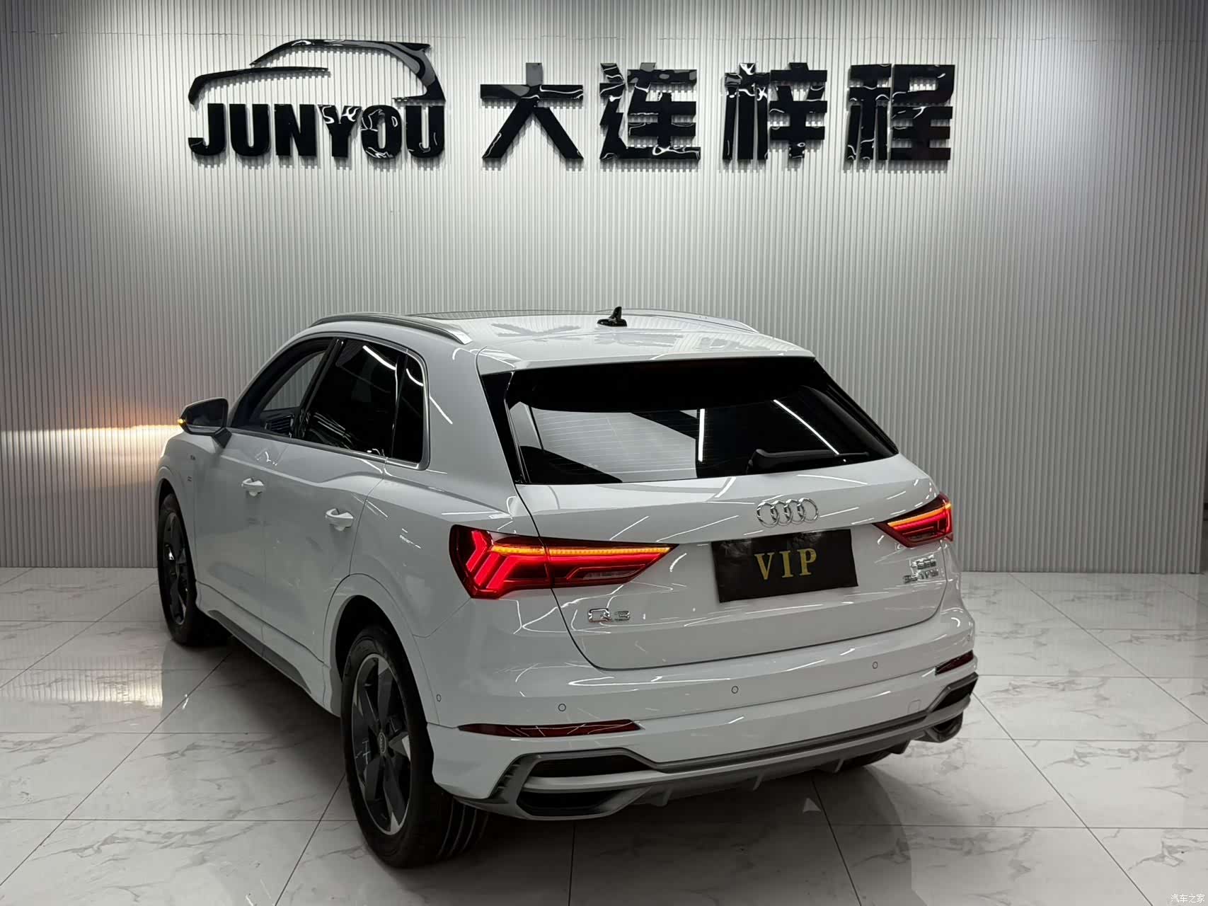 Audi Q3, 2023 6