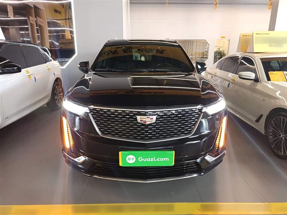 Cadillac XT6