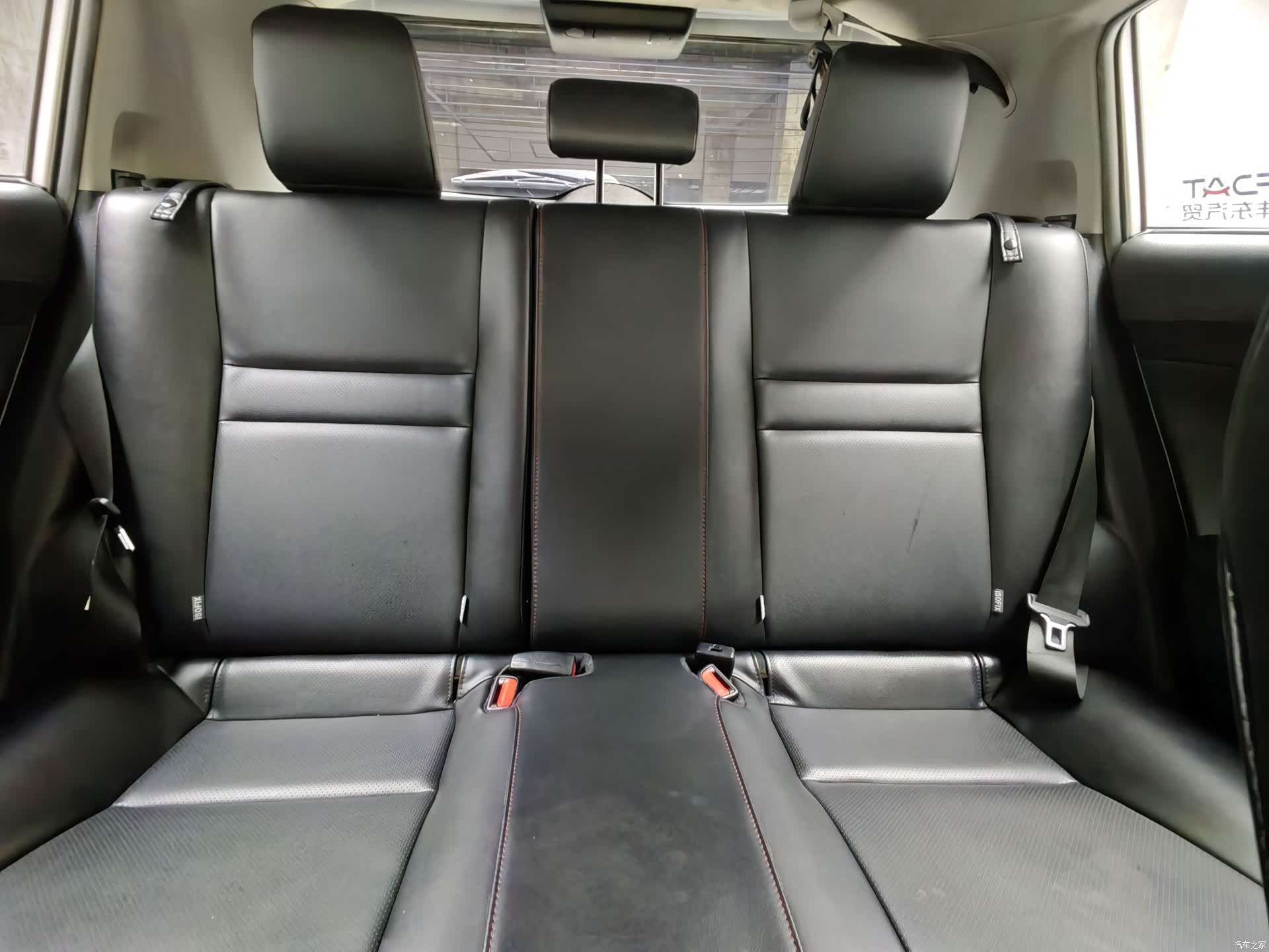 Toyota YARiS L, 2023 15