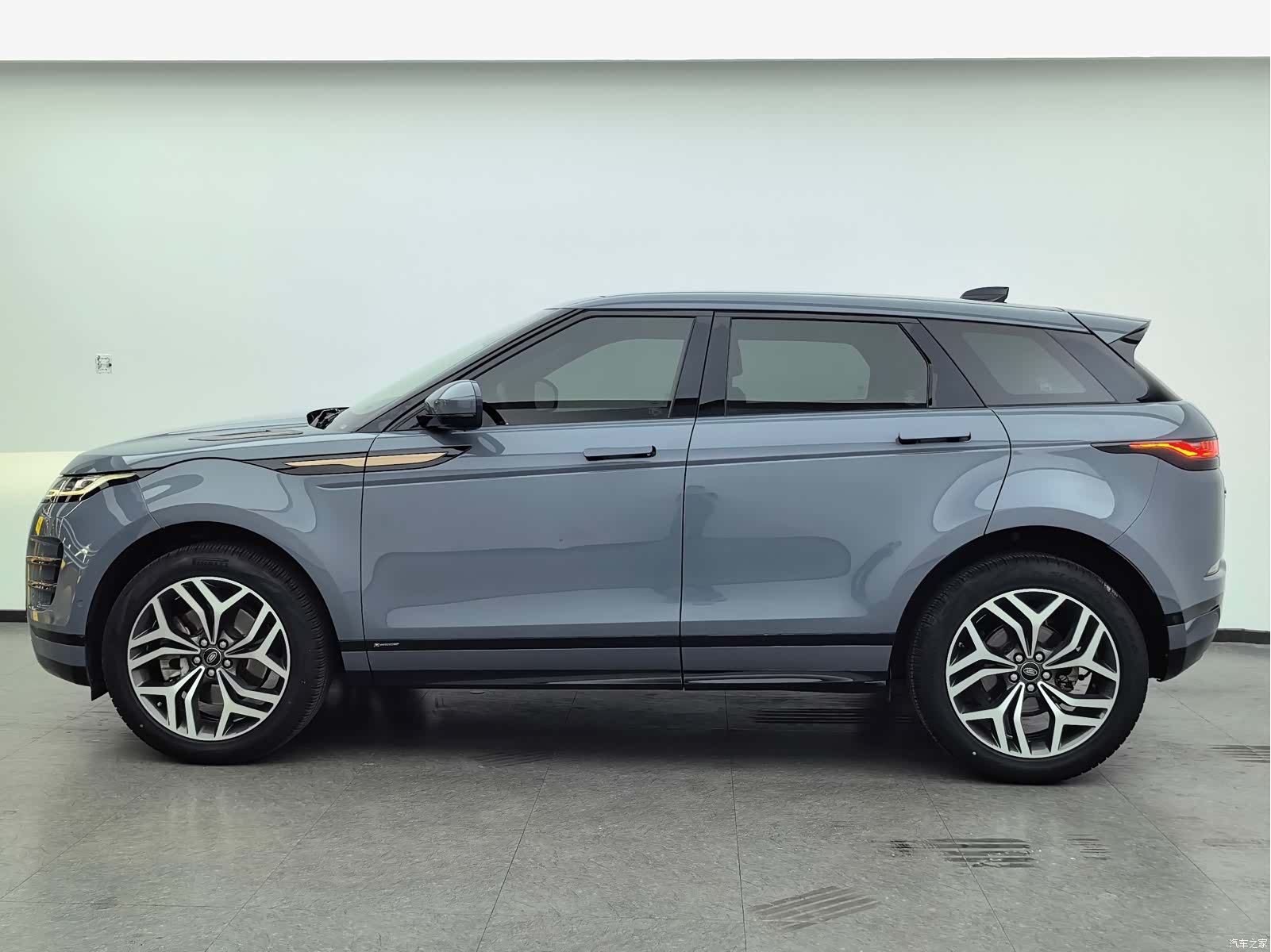 Land Rover Range Rover, 2020 11