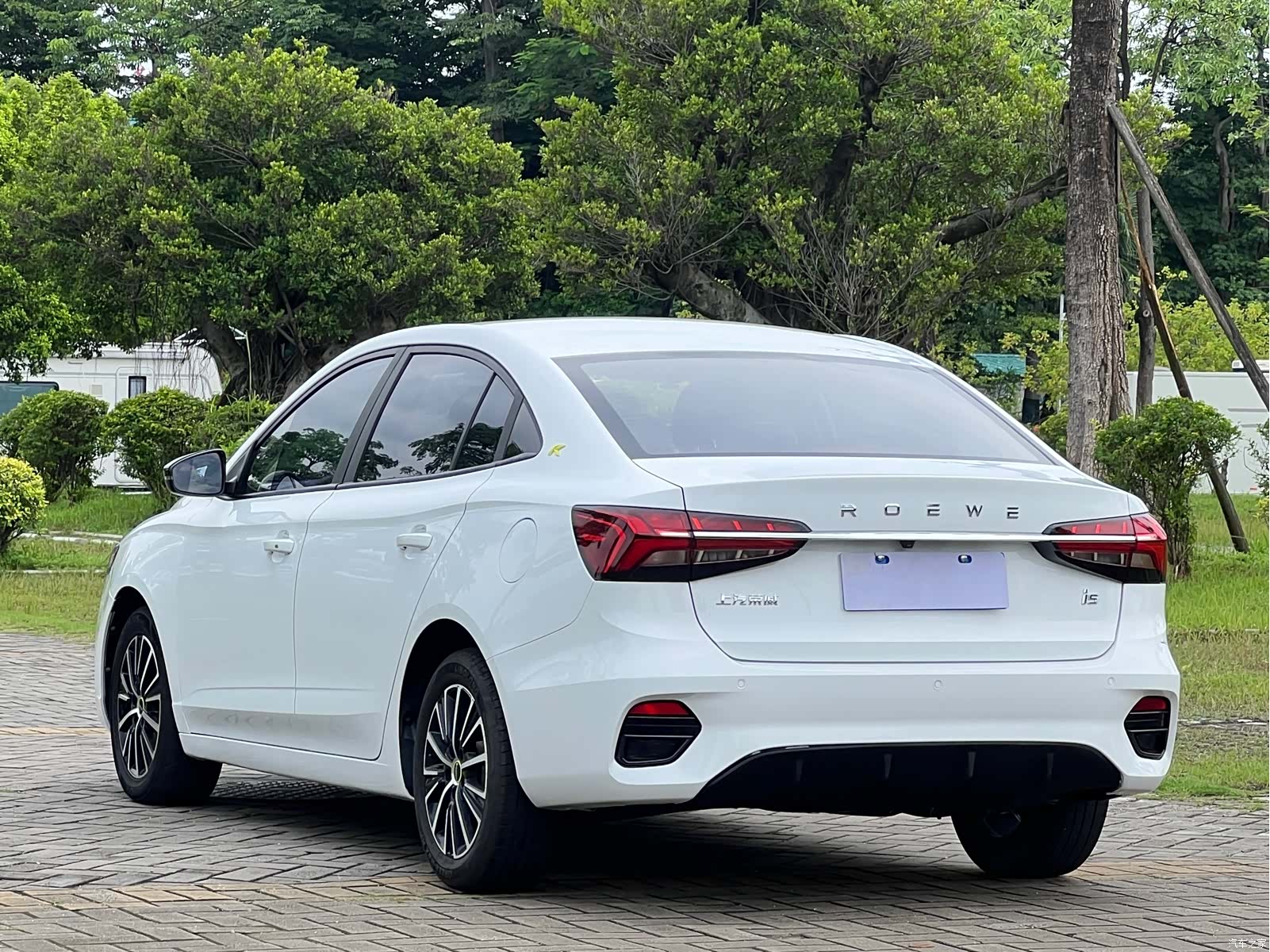Roewe i5, 2023 4