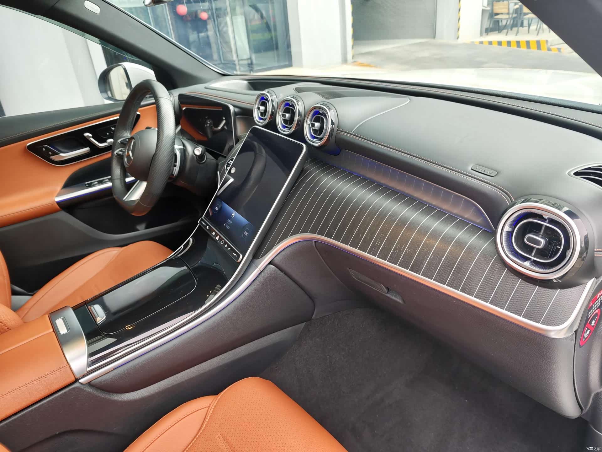 Mercedes-Benz GLC, 2023 18