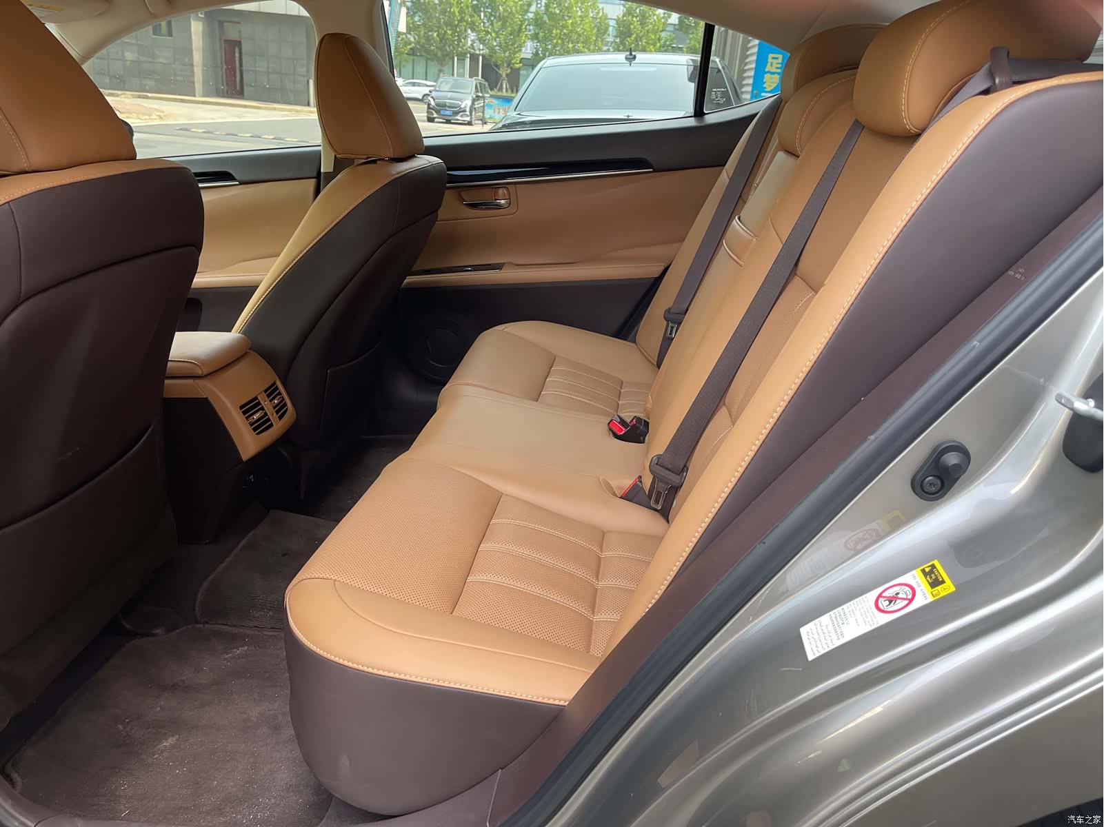 Lexus ES, 2018 19