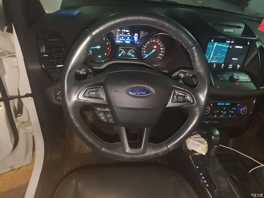 Ford Kuga, 2017 7