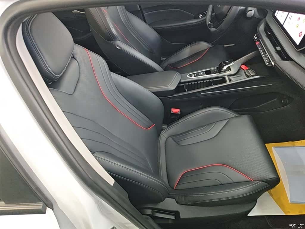 Geely Binray, 2025 25