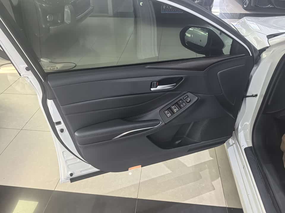 Toyota Asian dragon