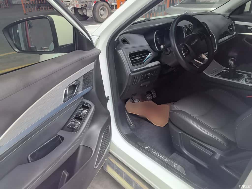 Jetour X70, 2019 16