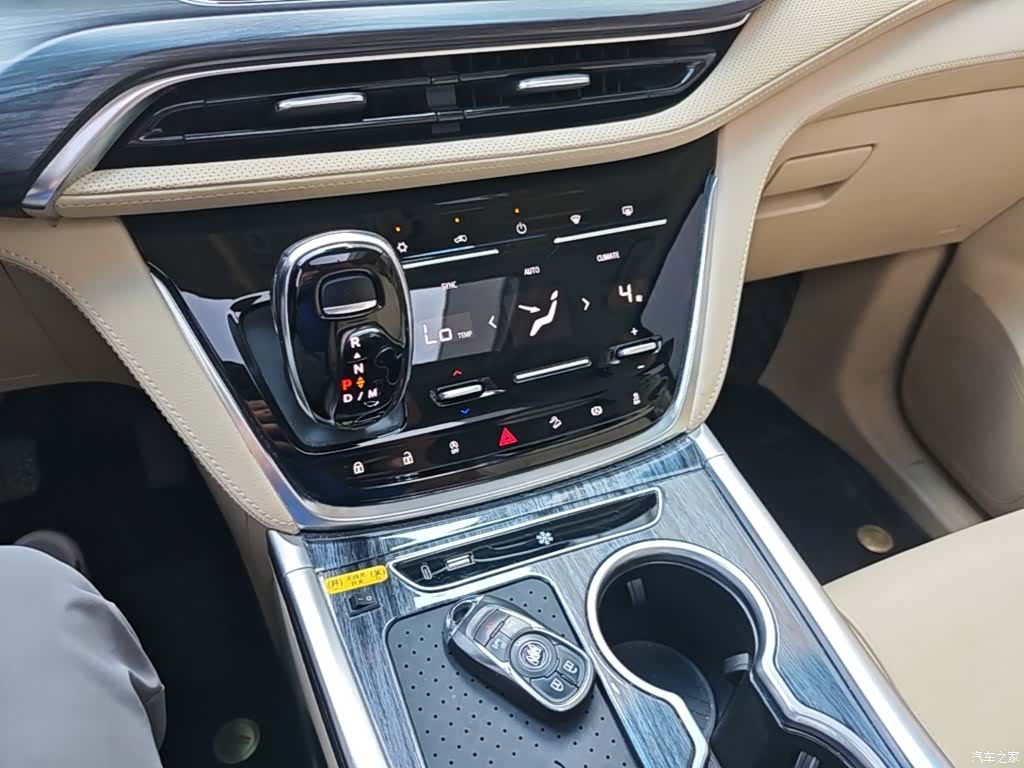 Buick GL8, 2023 14