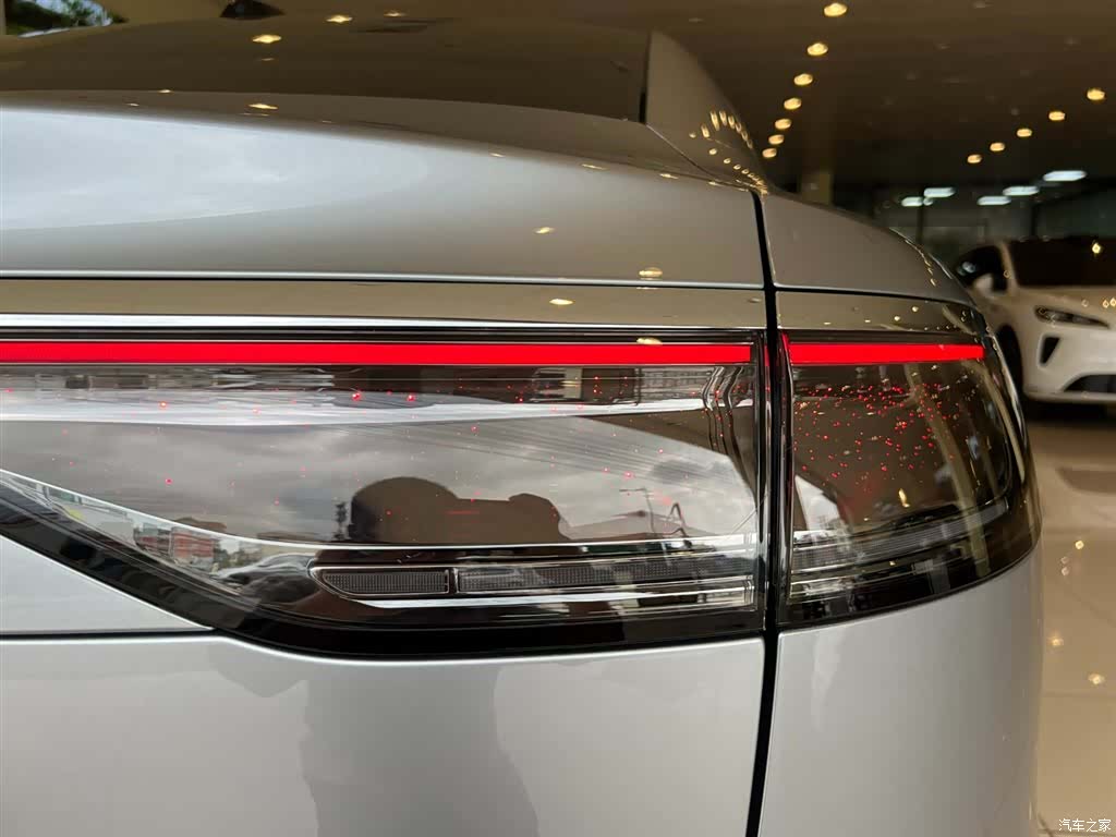 Stelato S9, 2025 10