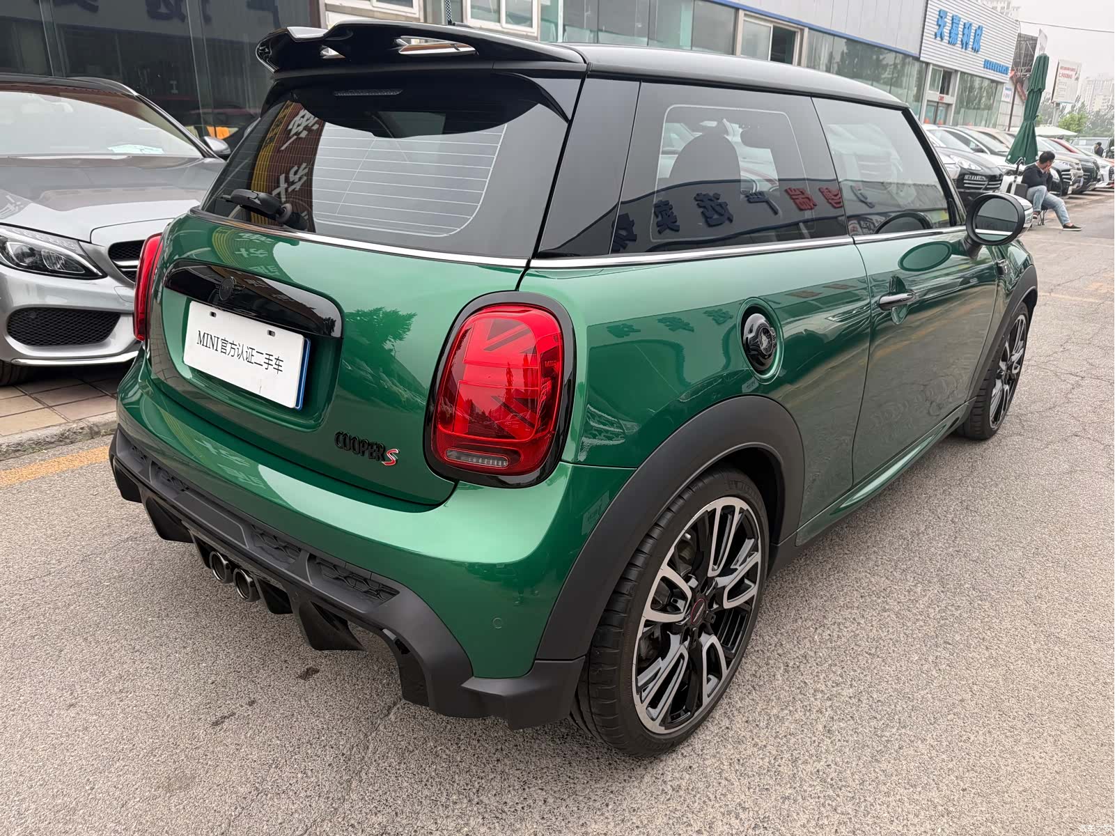 Mini Cooper, 2024 4