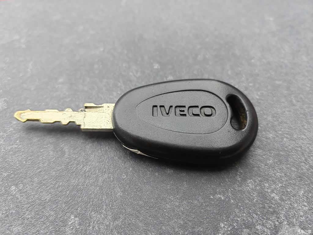 Iveco V35, 2023 19