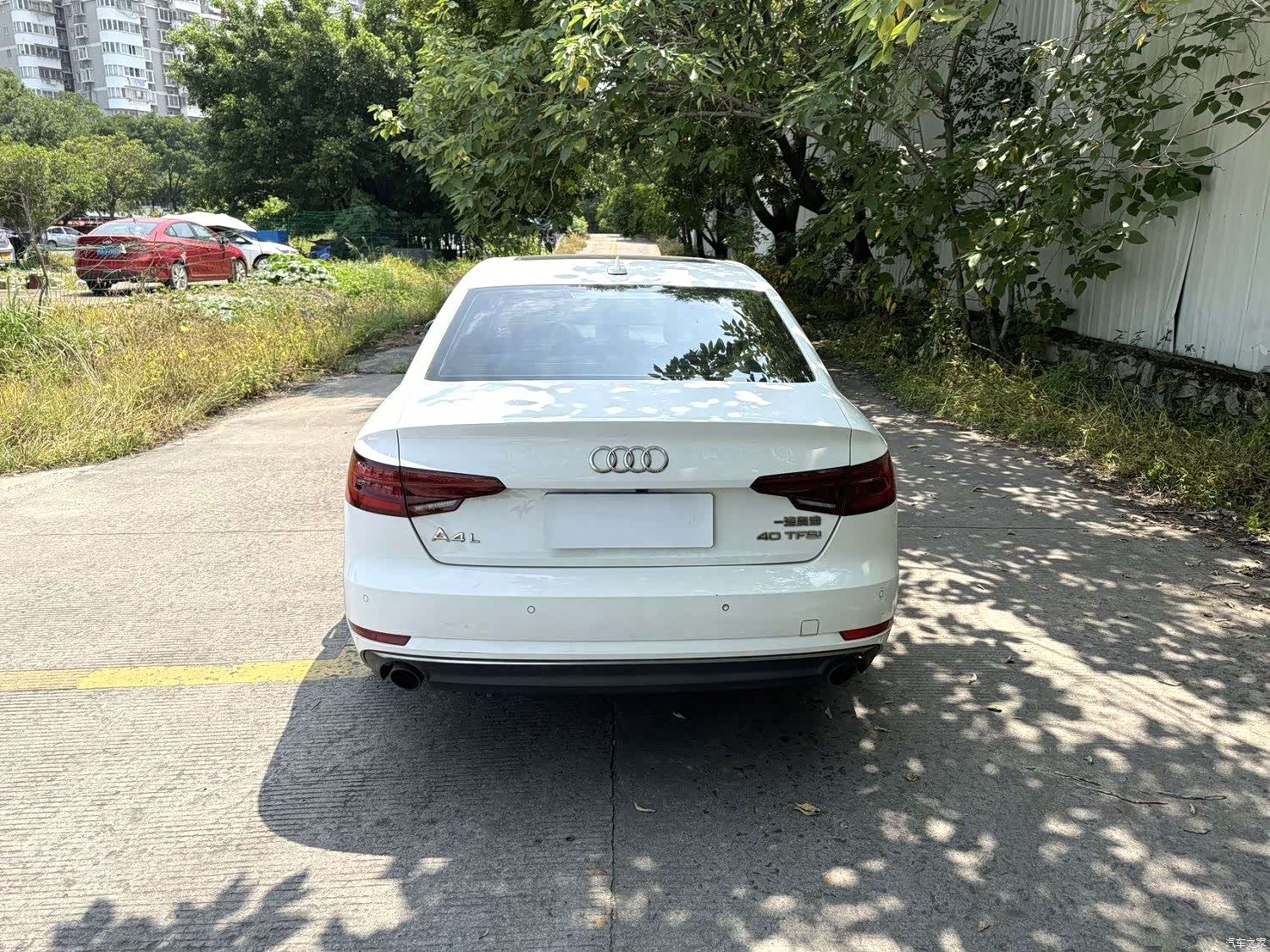 Audi A4L, 2018 6