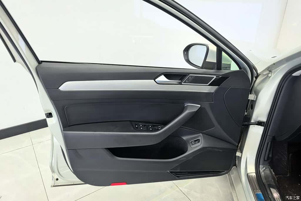 Volkswagen Magotan, 2021 7