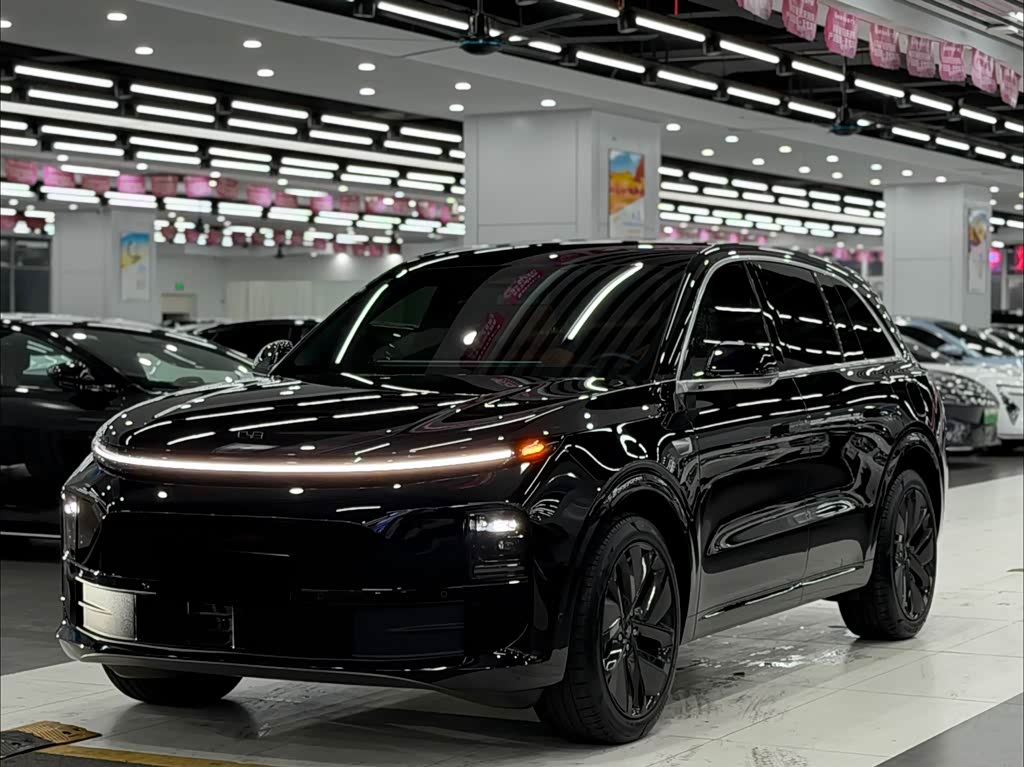 Li Auto L6