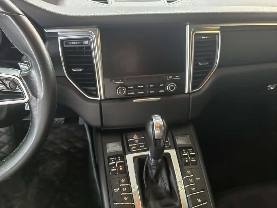 Porsche Macan Porsche Macan