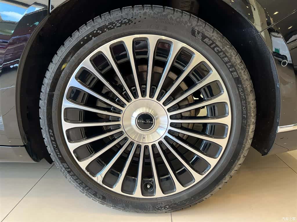 Stelato S9, 2025 8