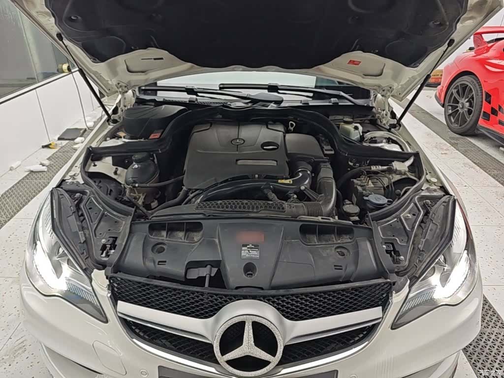Mercedes-Benz E-Class, 2015 20