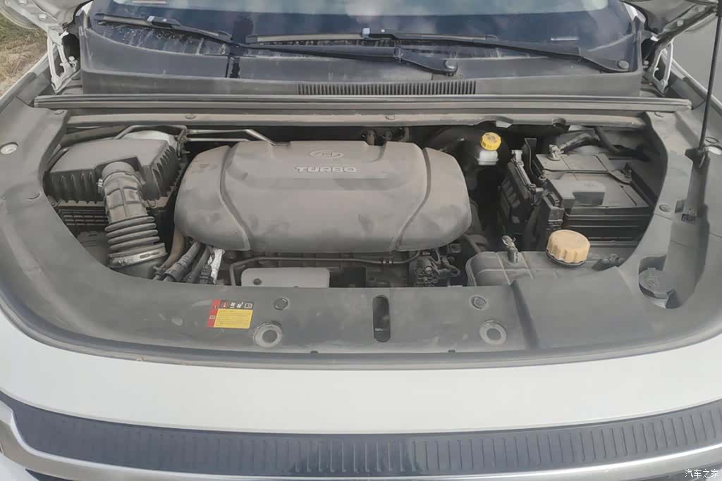 Wuling RM-5, 2021 10
