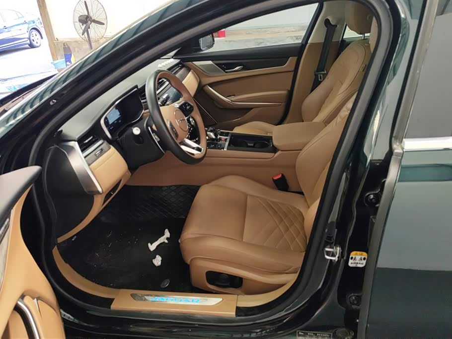Jaguar XFL