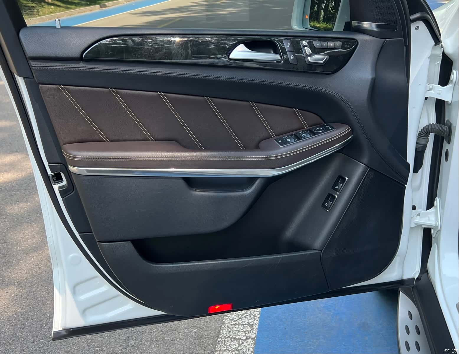 Mercedes-Benz GLS, 2019 8