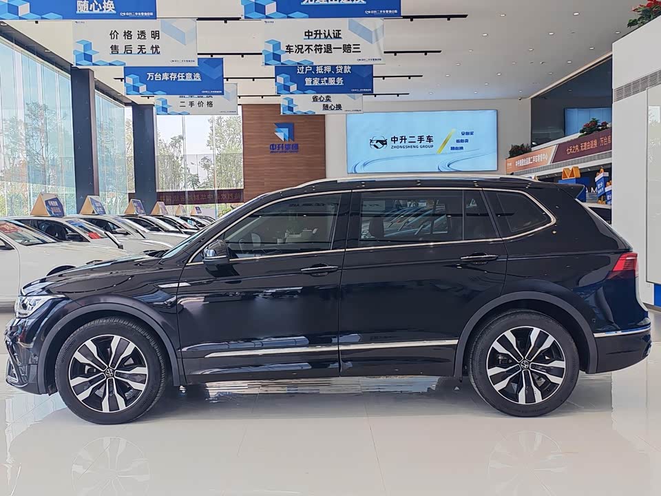 Volkswagen Tiguan L