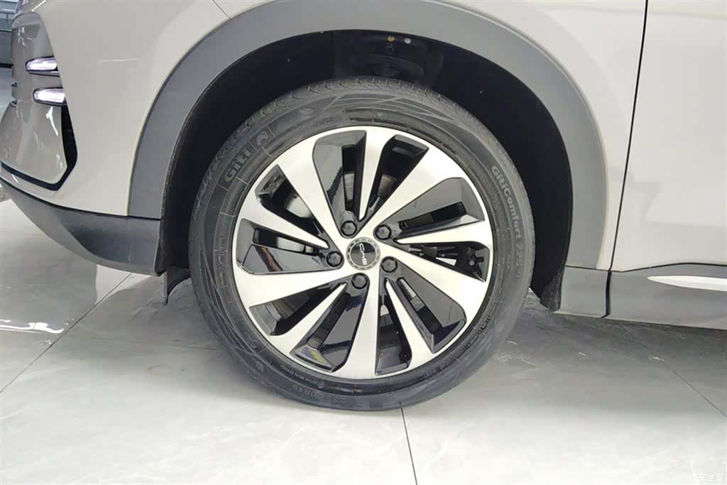 BYD Song, 2024 6