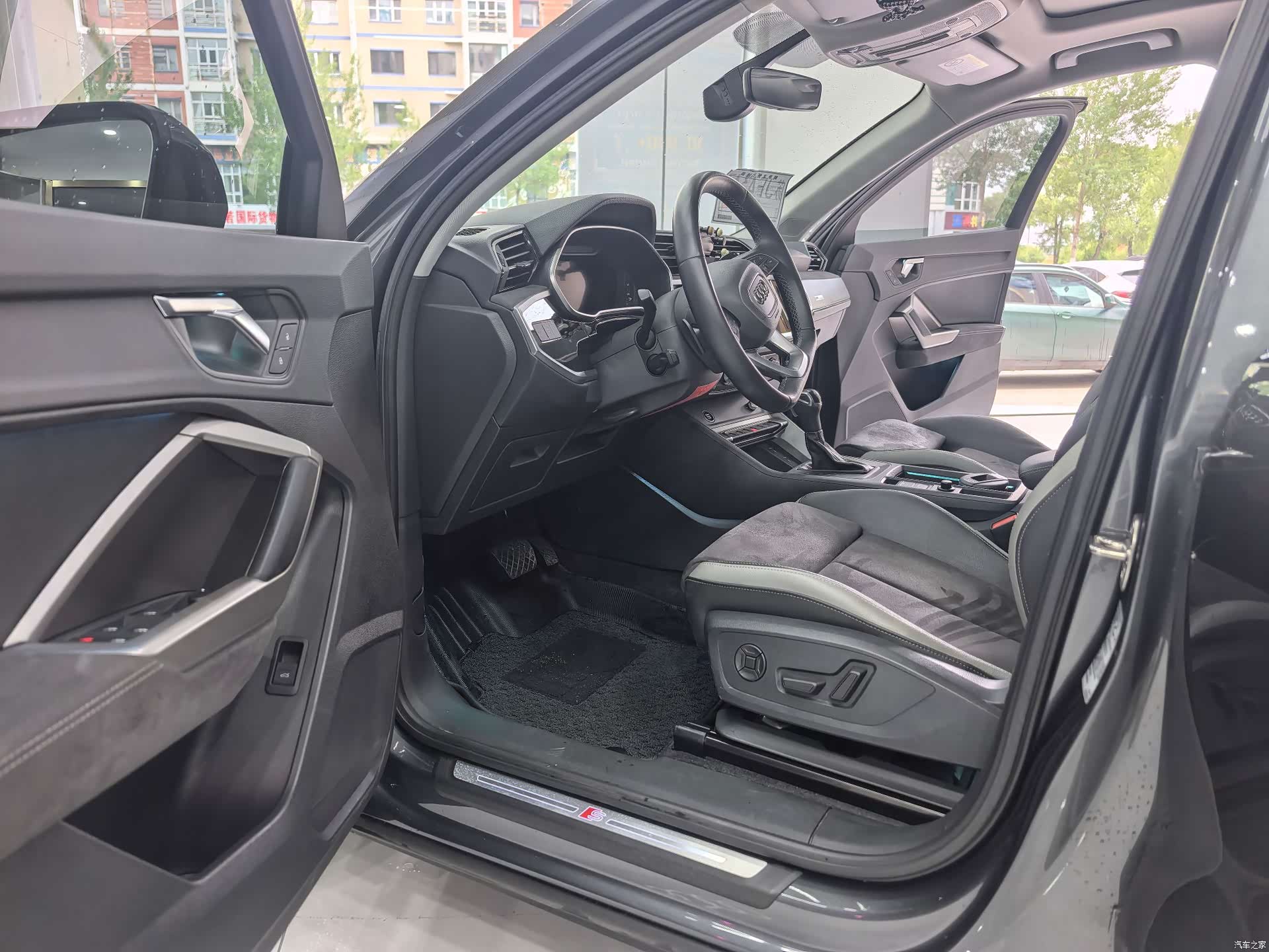 Audi Q3, 2022 7