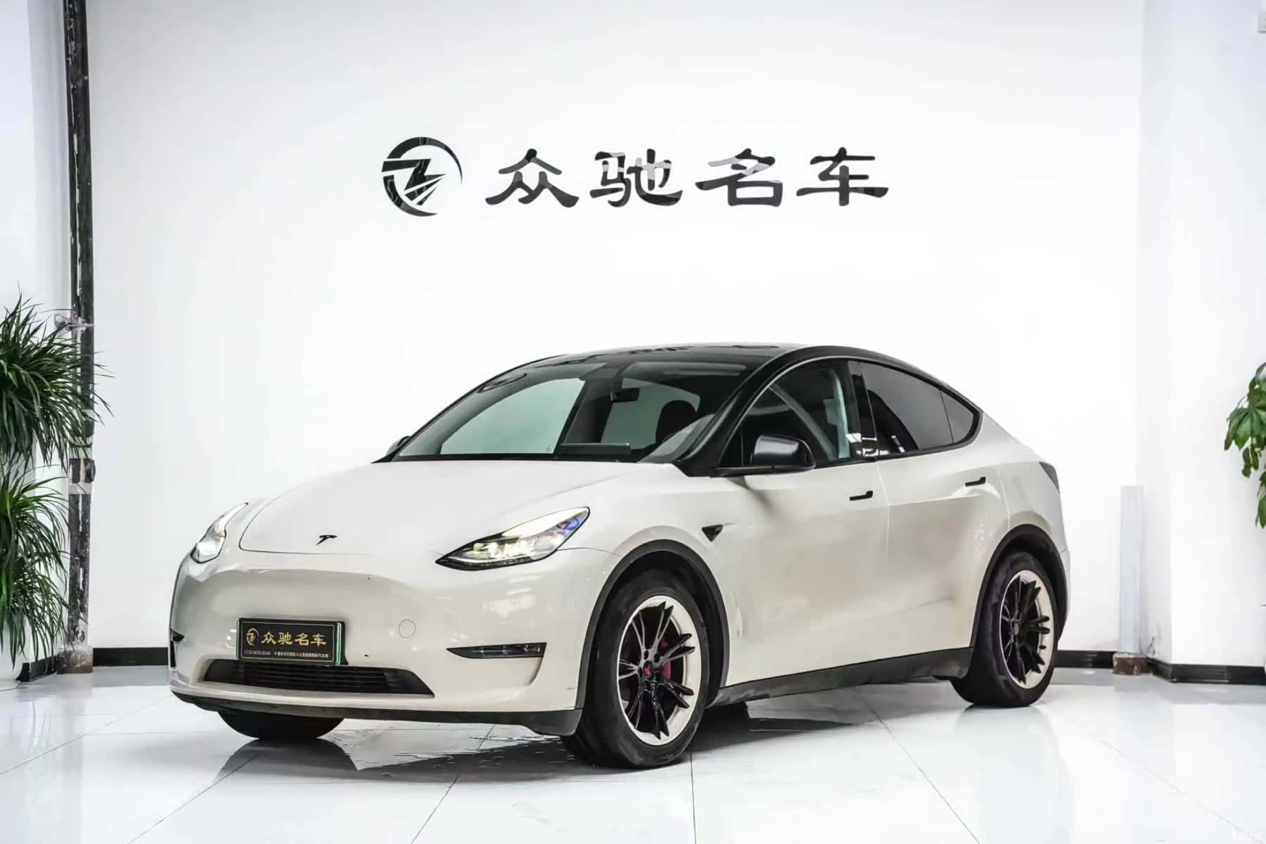Tesla Model Y, 2022 1