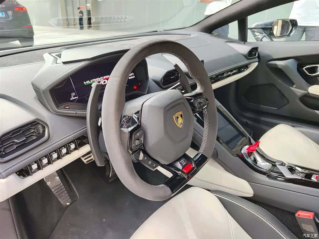 Lamborghini Huracán, 2022 7