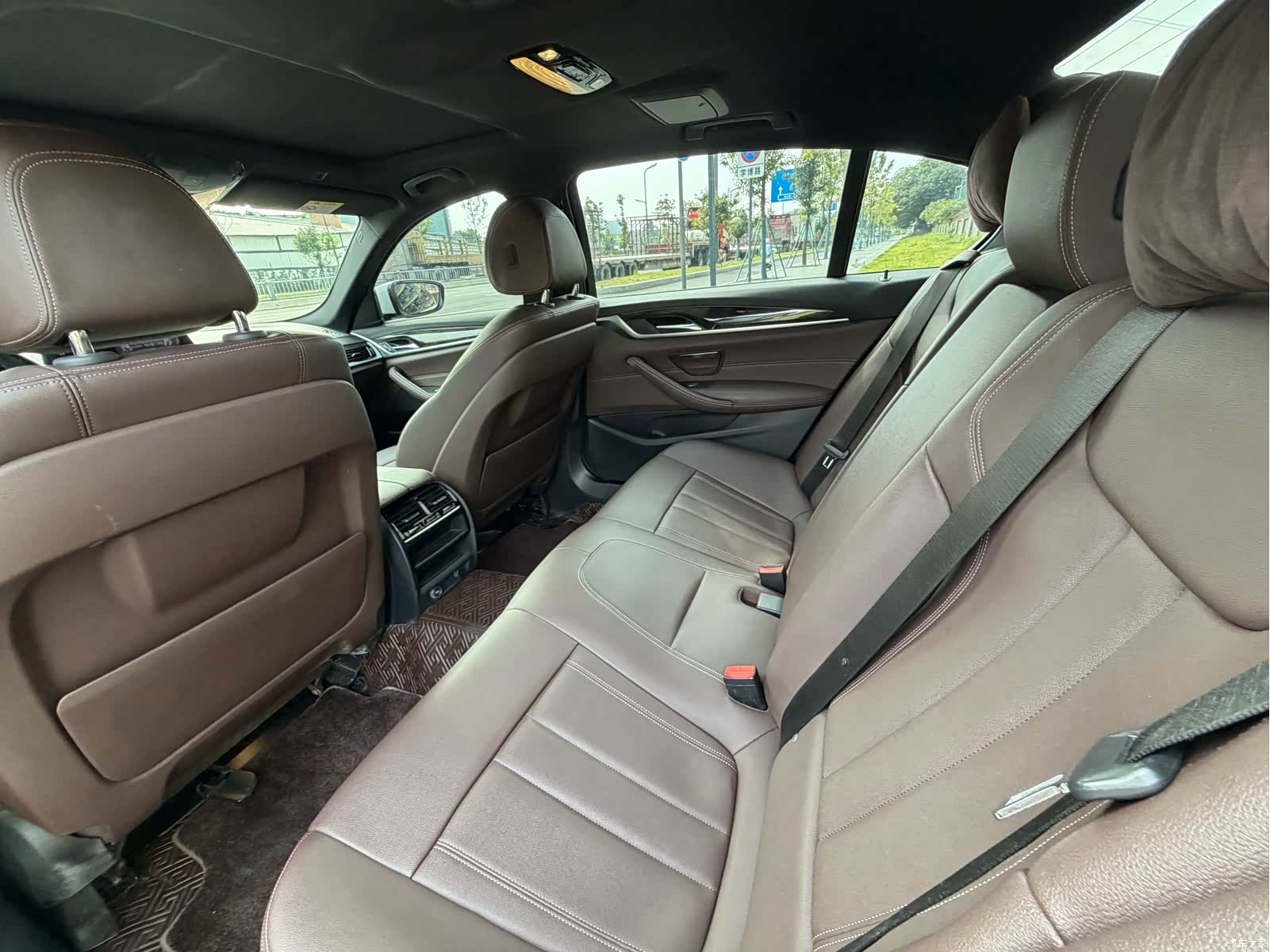 BMW 5 Series, 2018 11