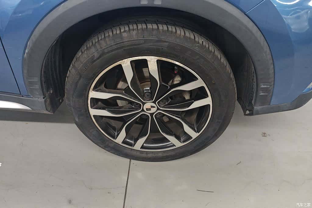 Roewe RX5, 2017 6