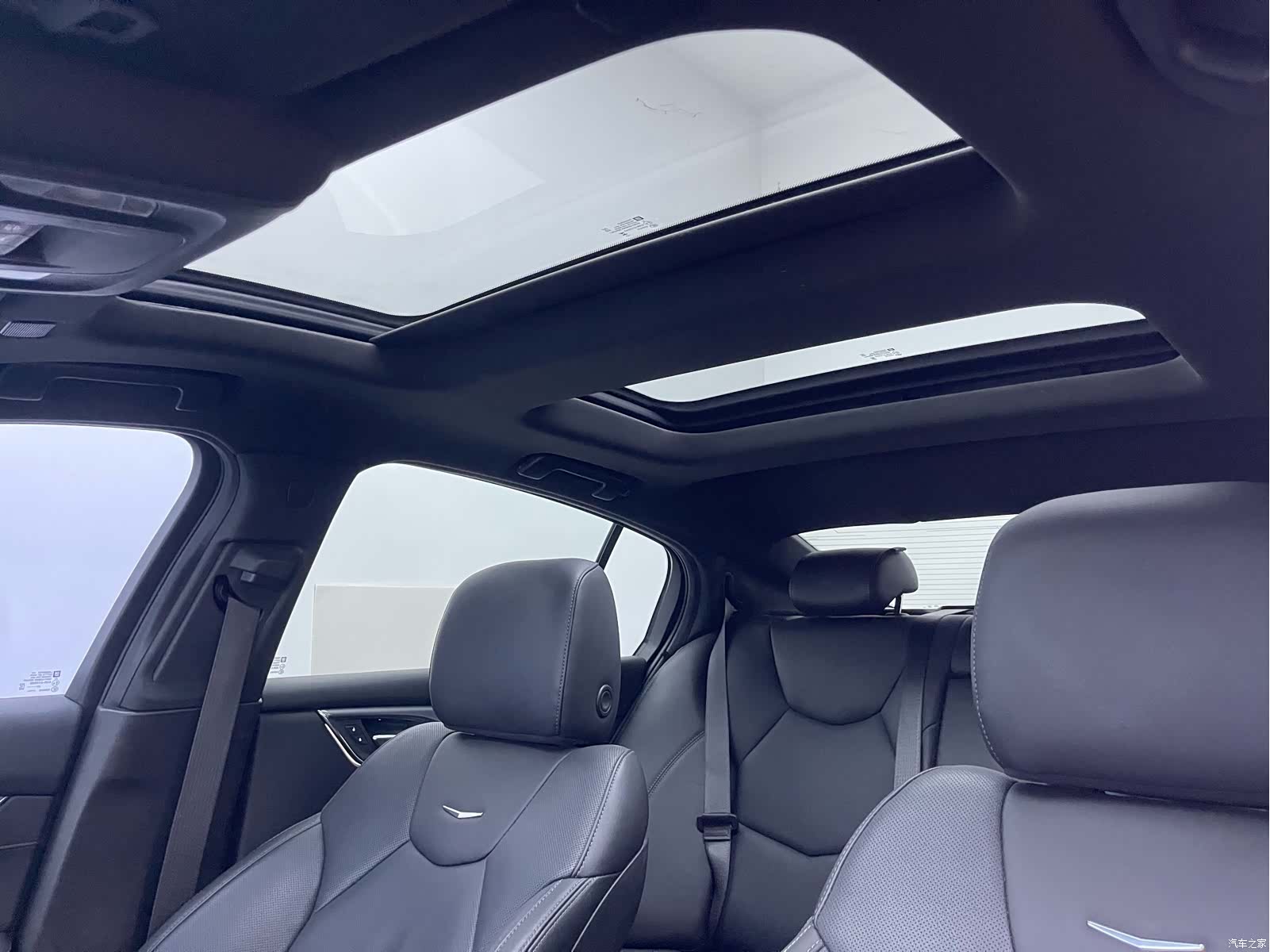 Cadillac CT5, 2023 16