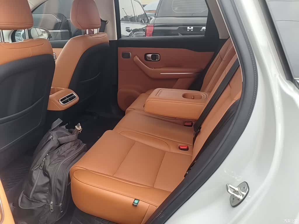 Leapmotor C10, 2025 17